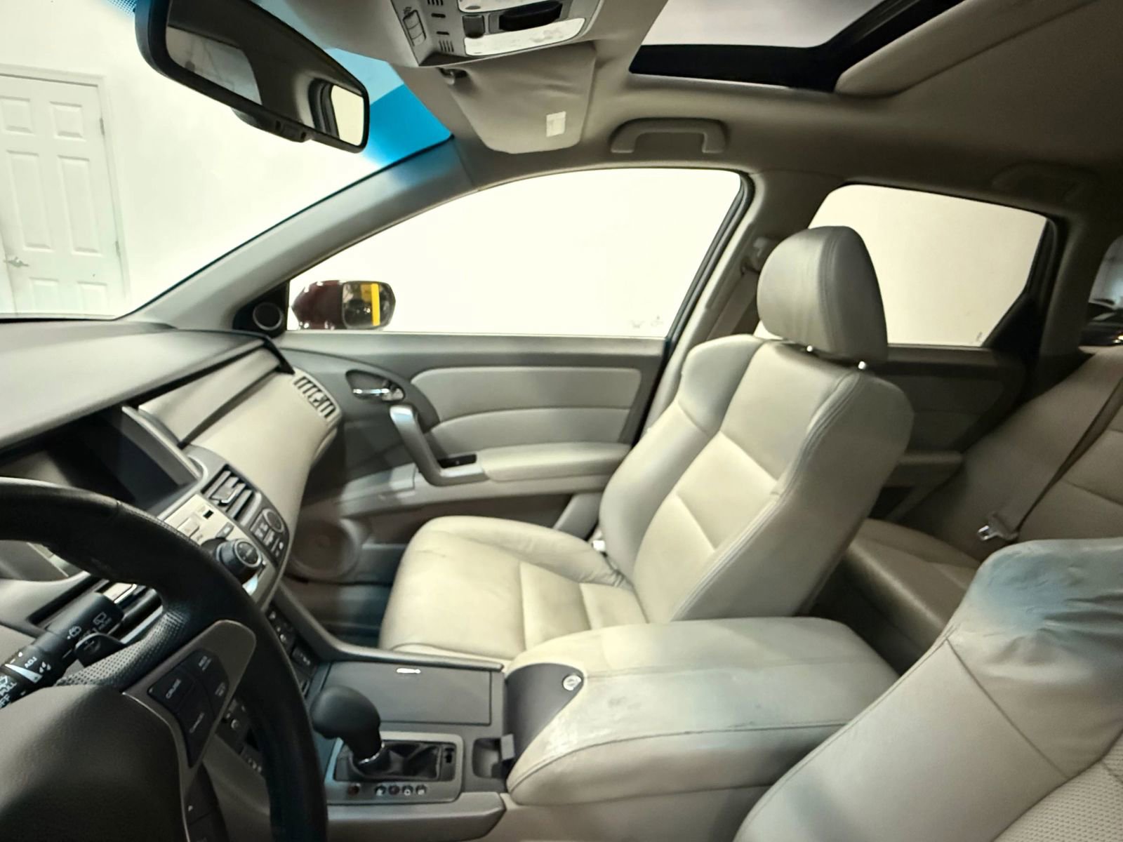 Used 2011 Acura RDX SH-AWD image 16