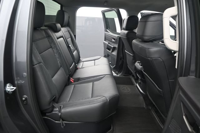 Used 2024 Toyota Tundra Limited AWD/4WD image 15