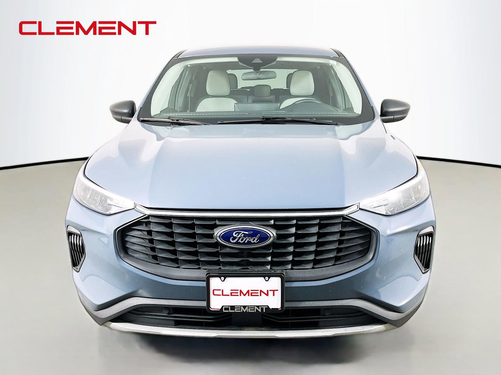 Used 2023 Ford Escape Active w/ Tech Pack #1 AWD/4WD image 3