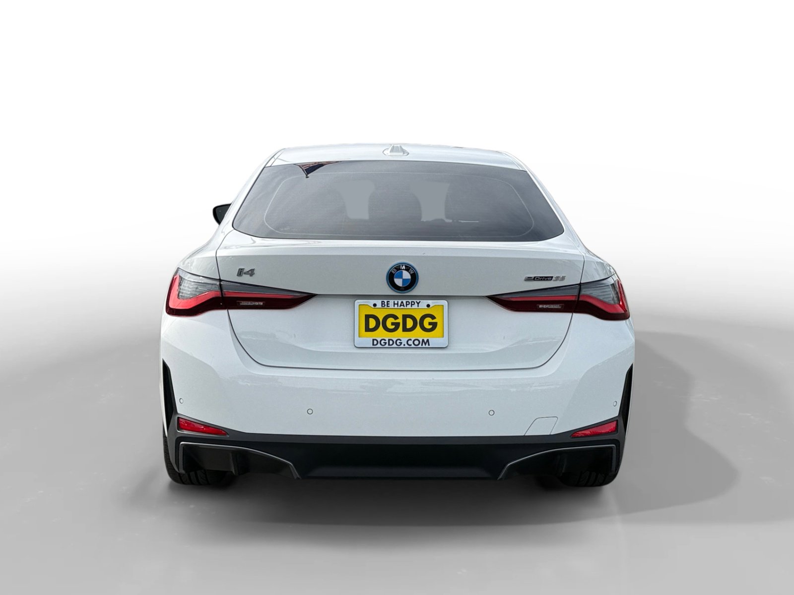 Used 2023 BMW i4 eDrive35 w/ Premium Package image 4