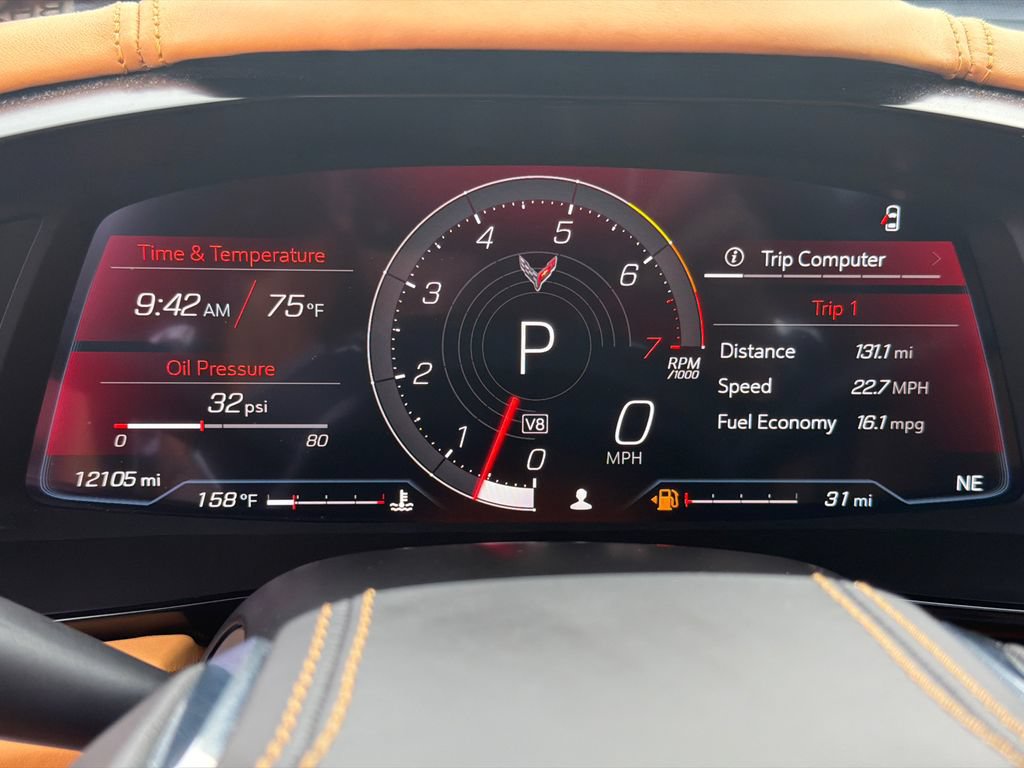 Used 2024 Chevrolet Corvette Stingray Premium Cpe w/ Z51 Performance Package RWD image 23