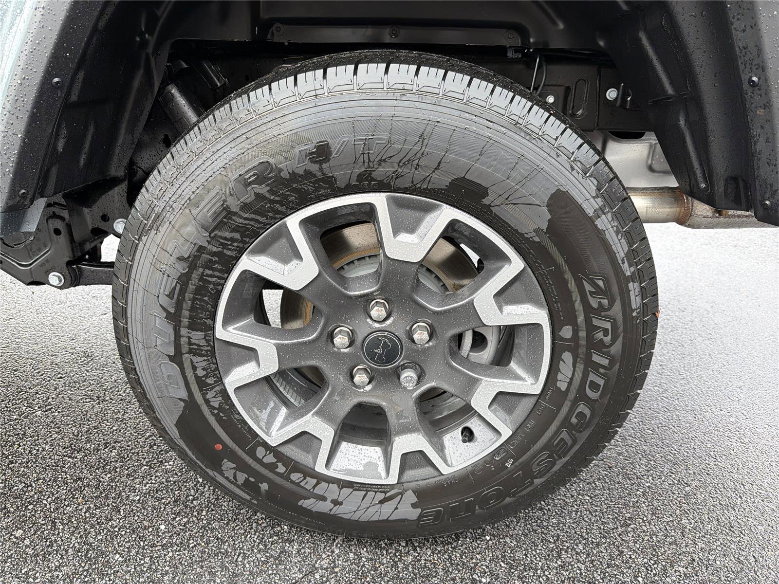 New 2026 Jeep Gladiator Sahara image 16