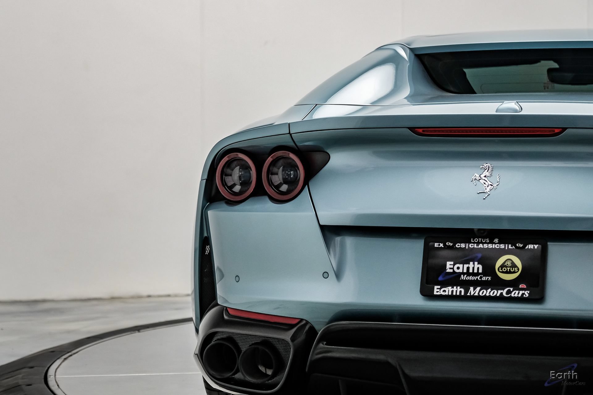 Used 2023 Ferrari 812 GTS RWD image 18