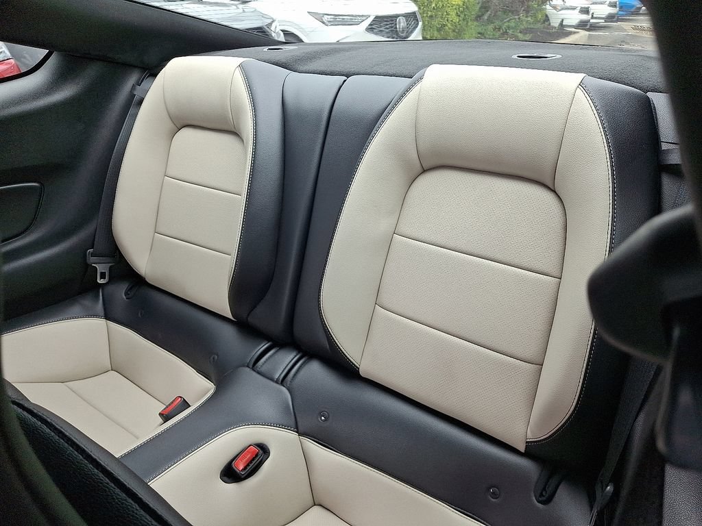 Used 2017 Ford Mustang GT Premium RWD image 10