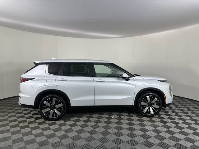 New 2026 Mitsubishi Outlander SE AWD/4WD image 11