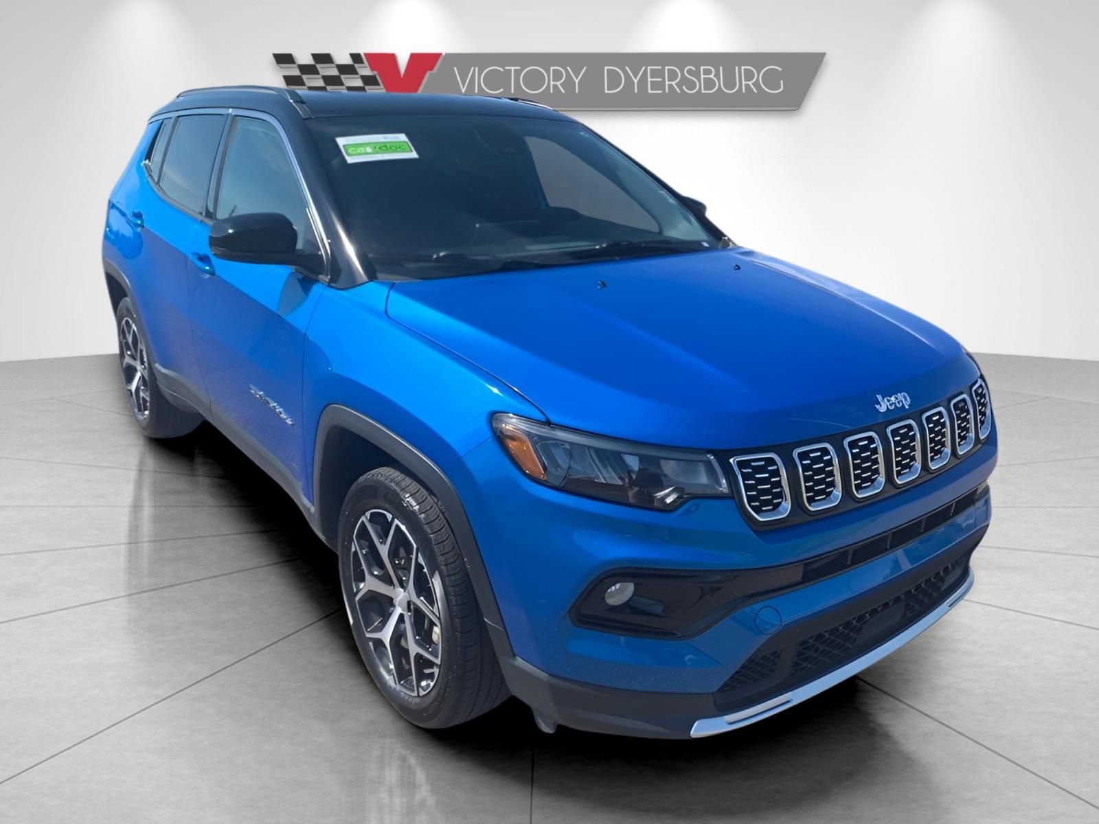 Used 2024 Jeep Compass Limited image 2