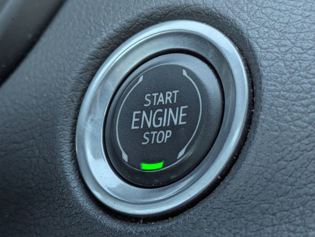 Certified 2023 Cadillac XT4 Sport w/ Cold Weather Package image 32