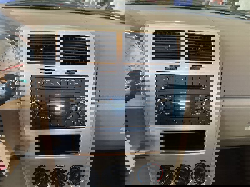 Used 2009 Dodge Caliber SXT image 15