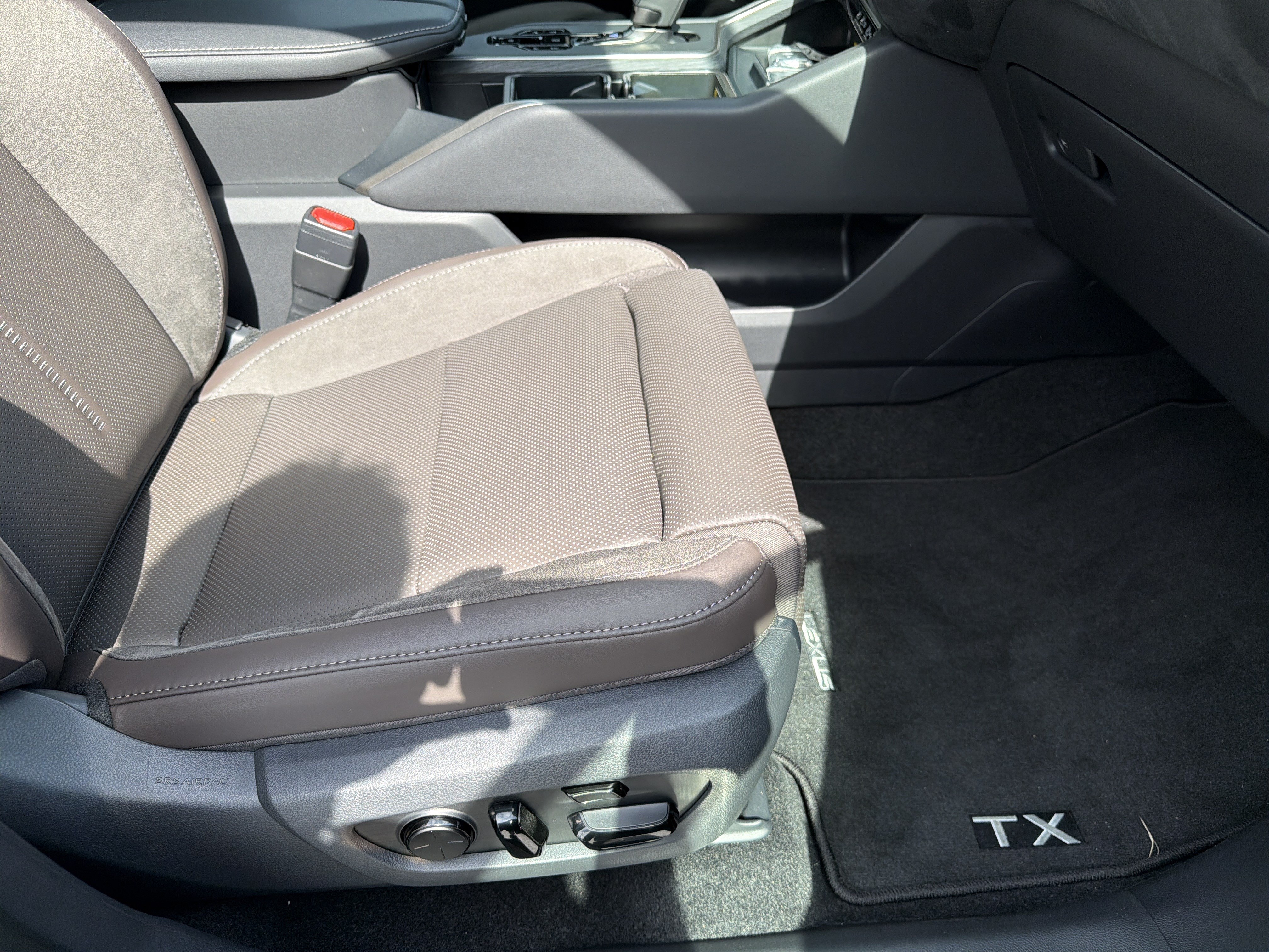 New 2026 Lexus TX 350 AWD image 30