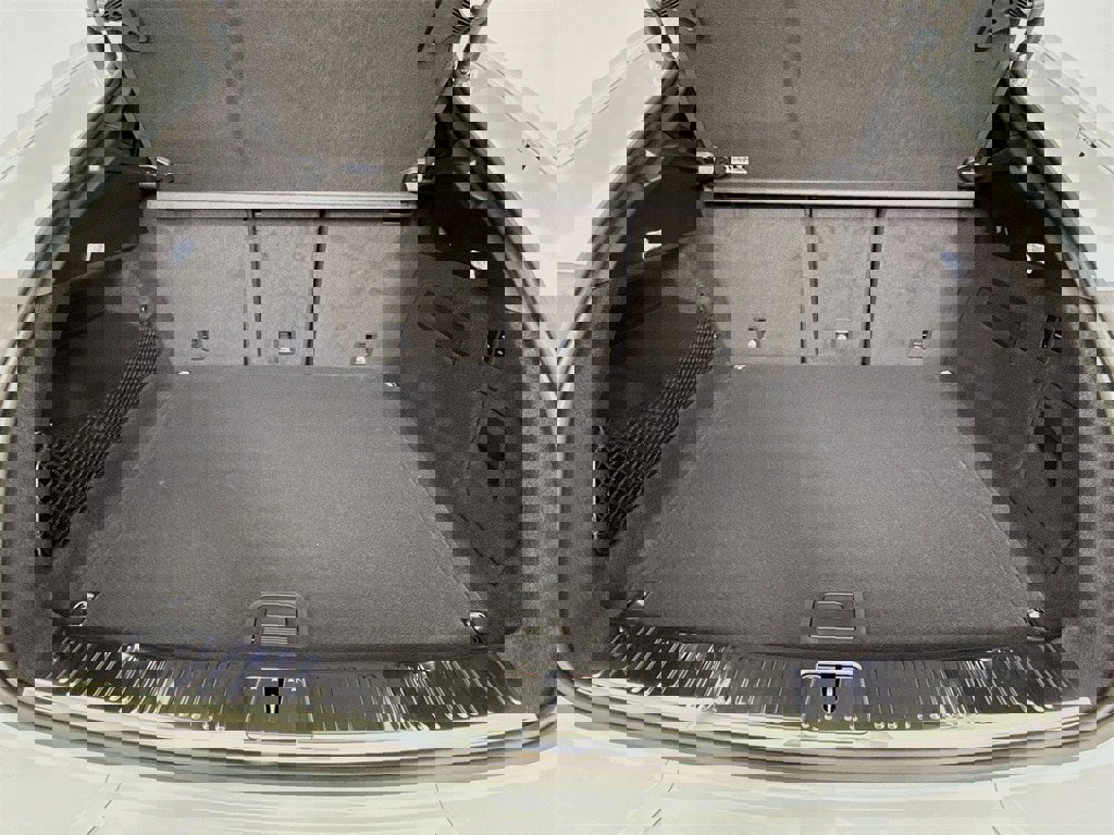 New 2026 Porsche Cayenne Coupe image 30