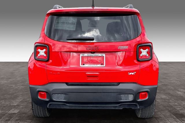 Used 2022 Jeep Renegade Latitude w/ Convenience Group AWD/4WD image 4