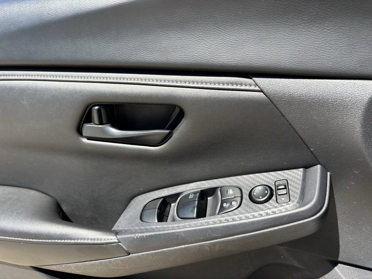 Used 2024 Nissan Sentra S FWD image 19