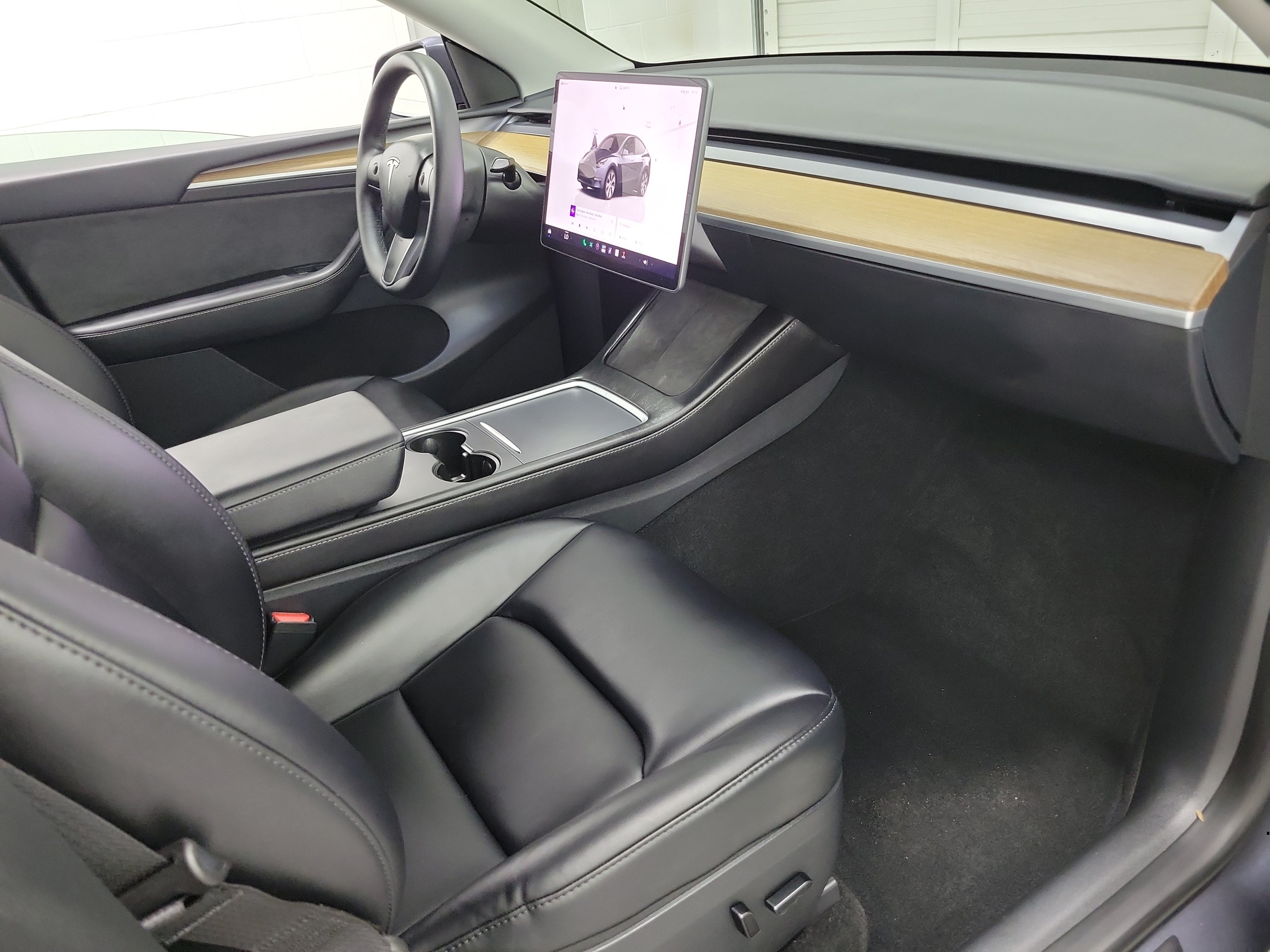 Used 2023 Tesla Model Y Long Range AWD/4WD image 27