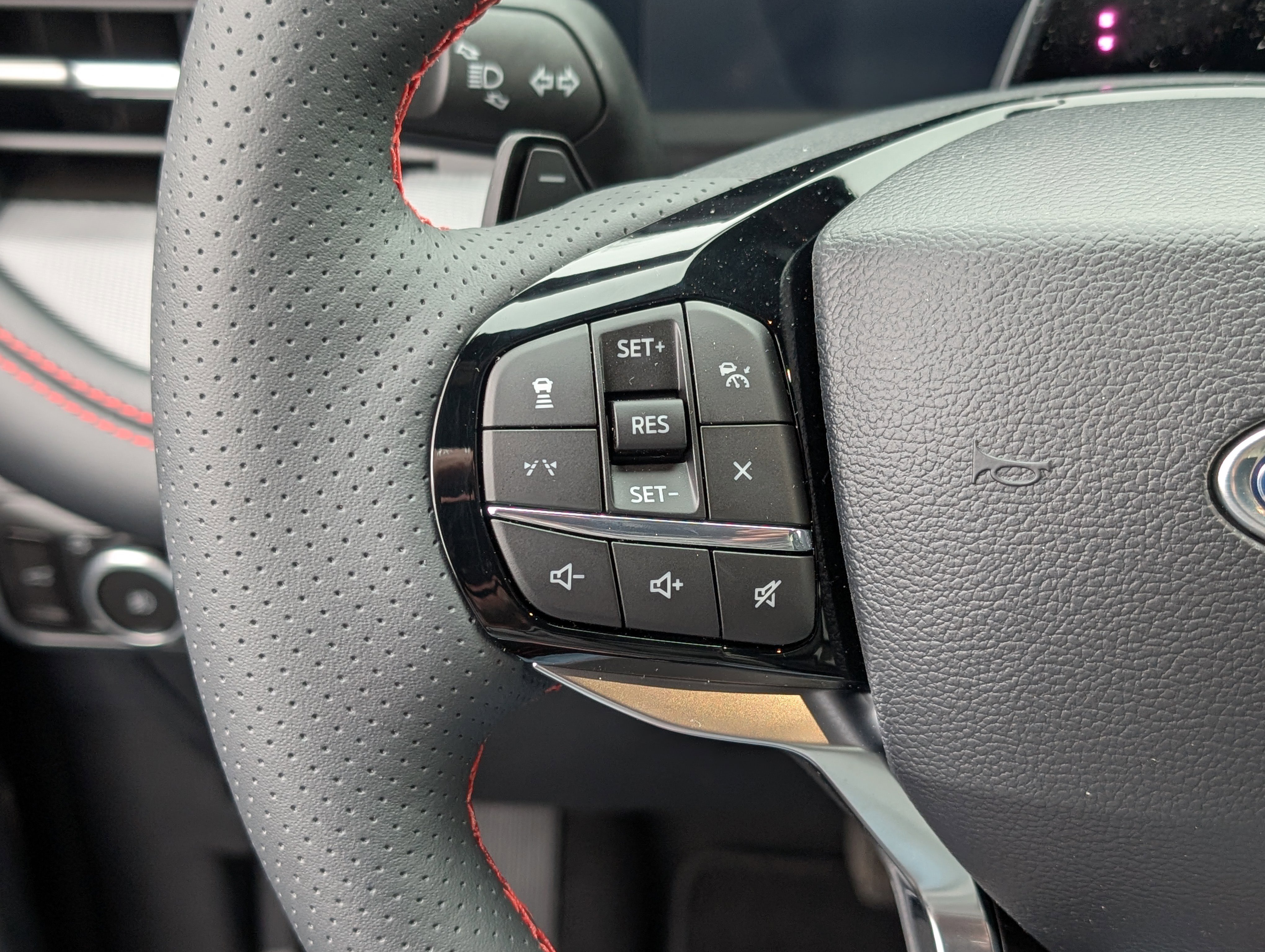 New 2026 Ford Explorer ST w/ Sun And Sound Package image 20