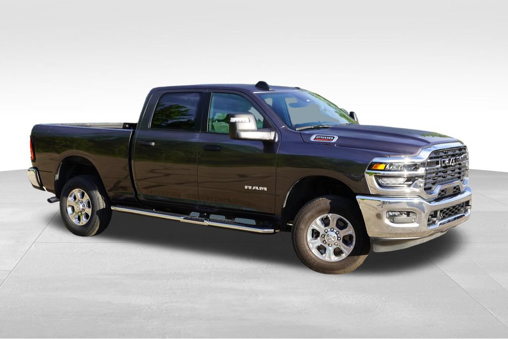 Used 2026 RAM 2500 Big Horn AWD/4WD image 2