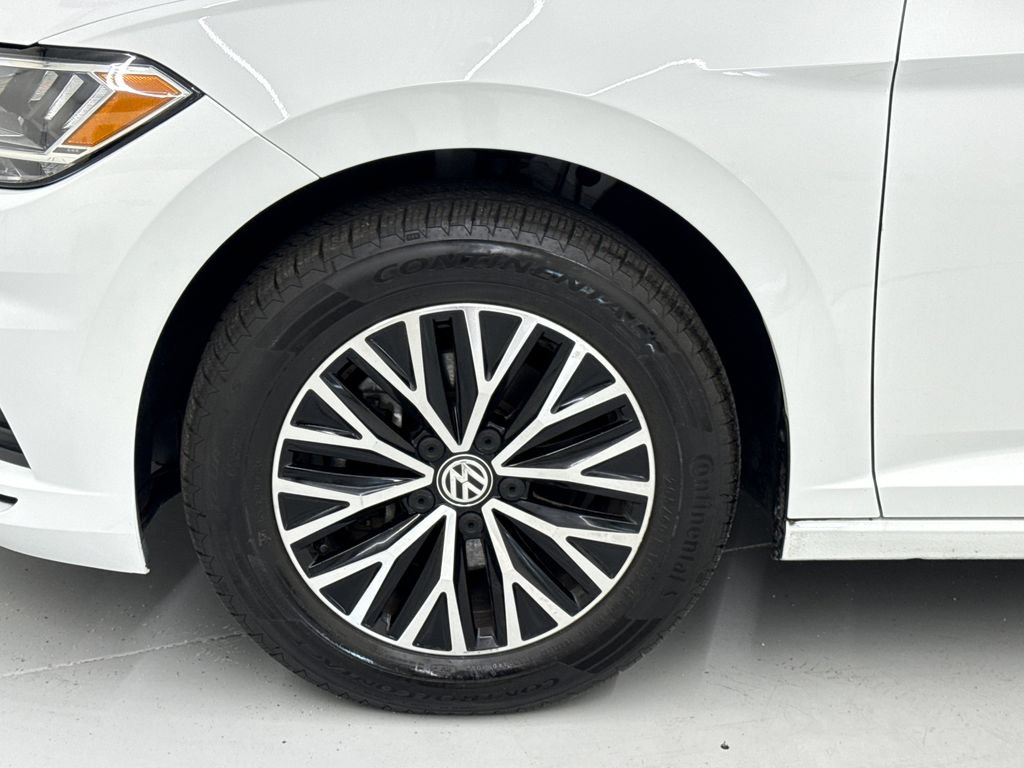 Used 2021 Volkswagen Jetta SE w/ SE Cold Weather Package FWD image 9