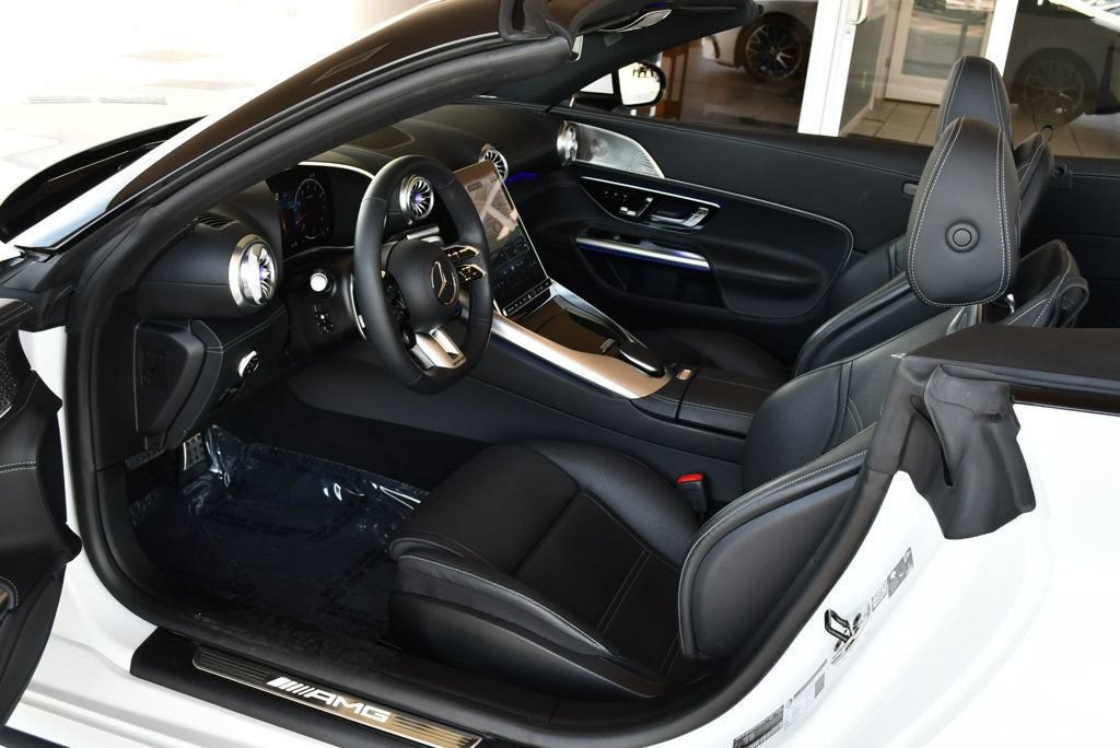 Used 2024 Mercedes-Benz SL 55 AMG 4MATIC image 64