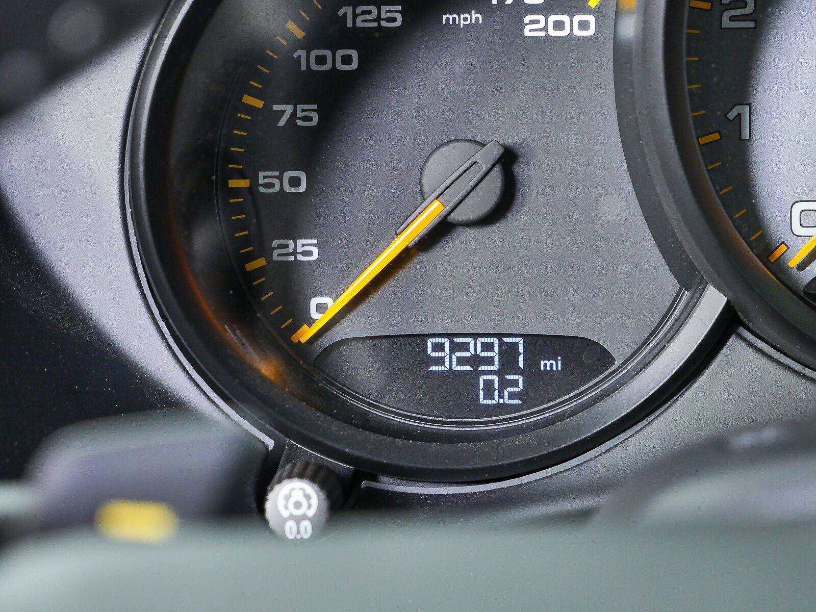 Certified 2025 Porsche 718 Boxster Spyder RS RWD image 9