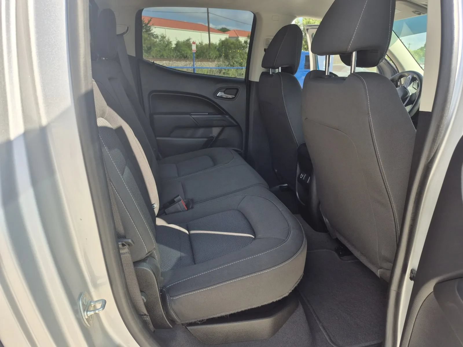 Used 2019 Chevrolet Colorado LT w/ LT Convenience Package RWD image 18