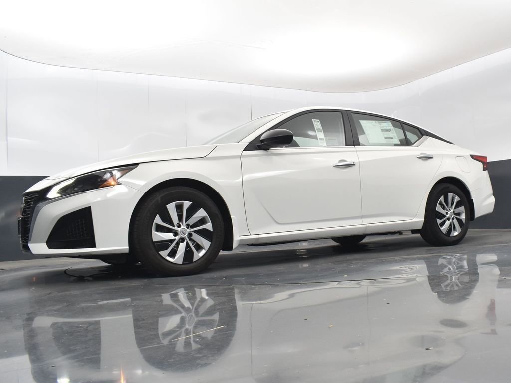 New 2025 Nissan Altima 2.5 S image 37