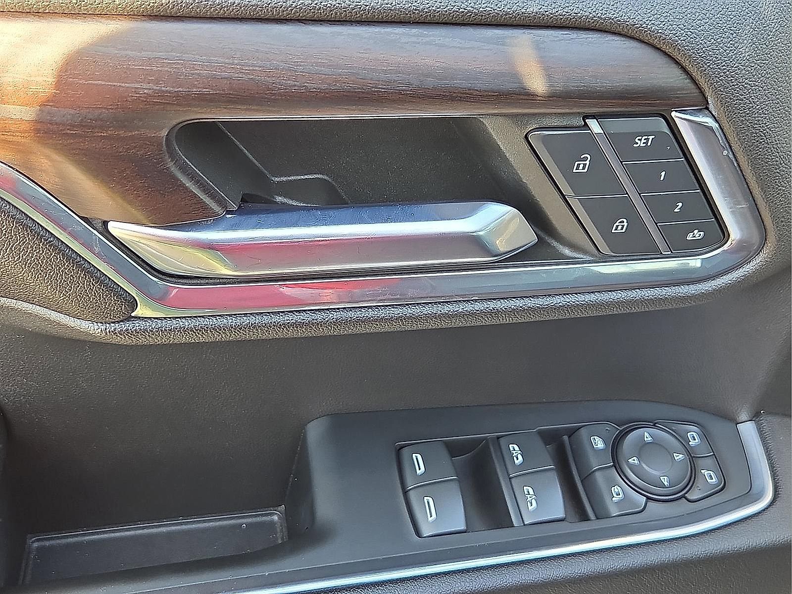 Certified 2023 GMC Sierra 1500 SLT w/ SLT Premium Package image 13