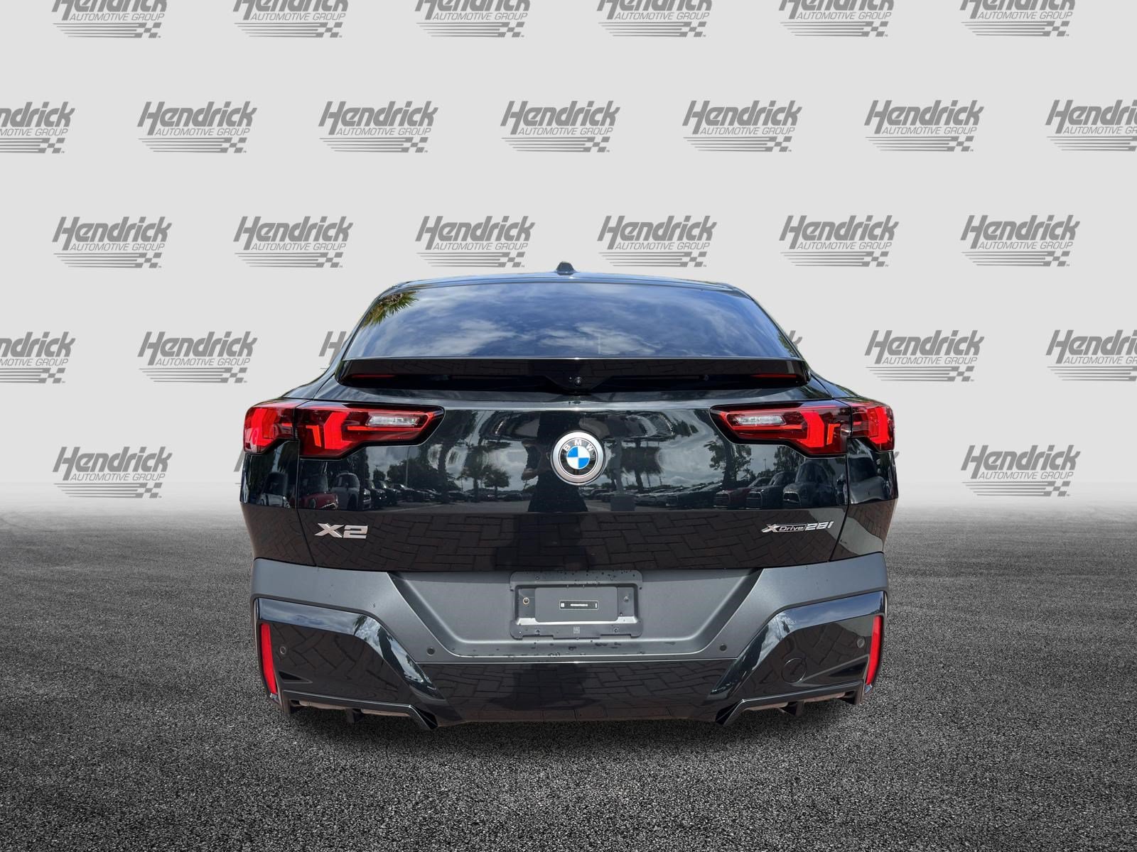 Certified 2025 BMW X2 xDrive28i AWD/4WD image 9