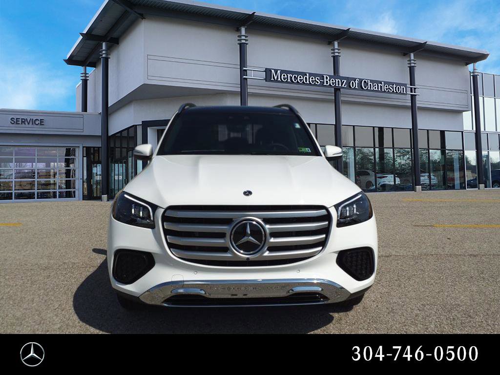 Used 2025 Mercedes-Benz GLS 450 4MATIC image 8