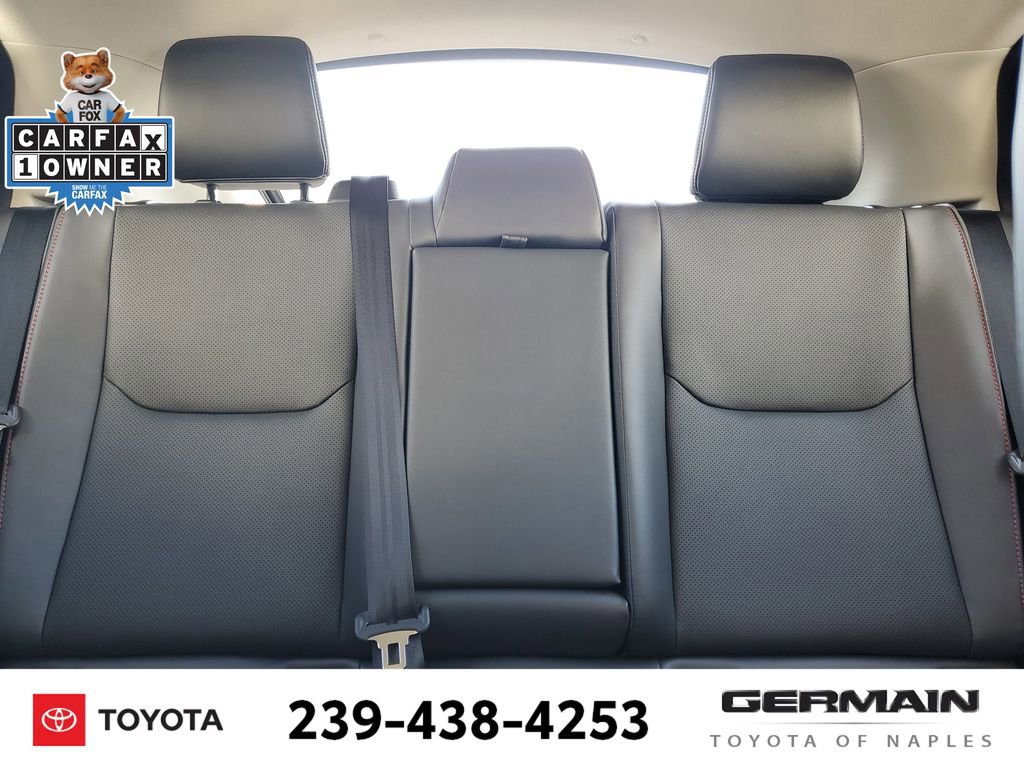 Used 2025 Toyota Prius Plug-In Hybrid image 29