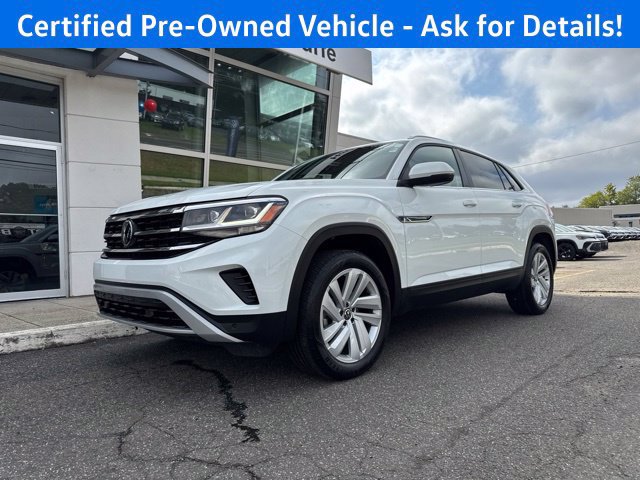 Certified 2023 Volkswagen Atlas Cross Sport SE w/ Panoramic Sunroof Package AWD/4WD image 2