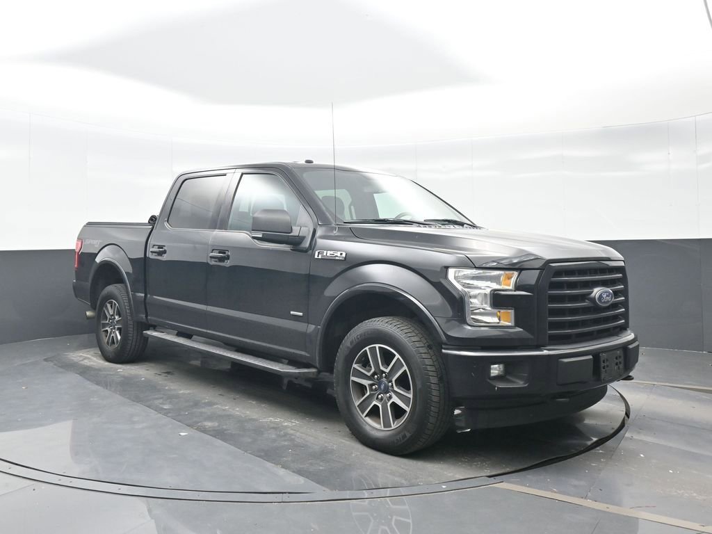 Used 2017 Ford F150 XLT w/ Equipment Group 302A Luxury image 9