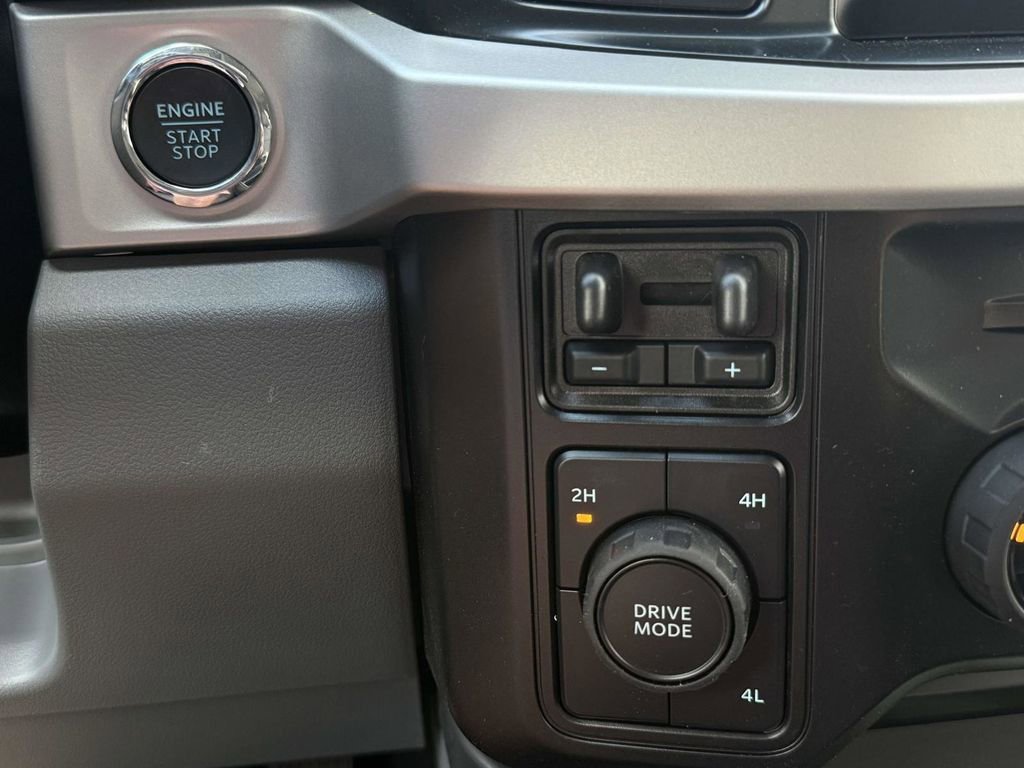New 2026 Ford F350 XLT AWD/4WD image 19