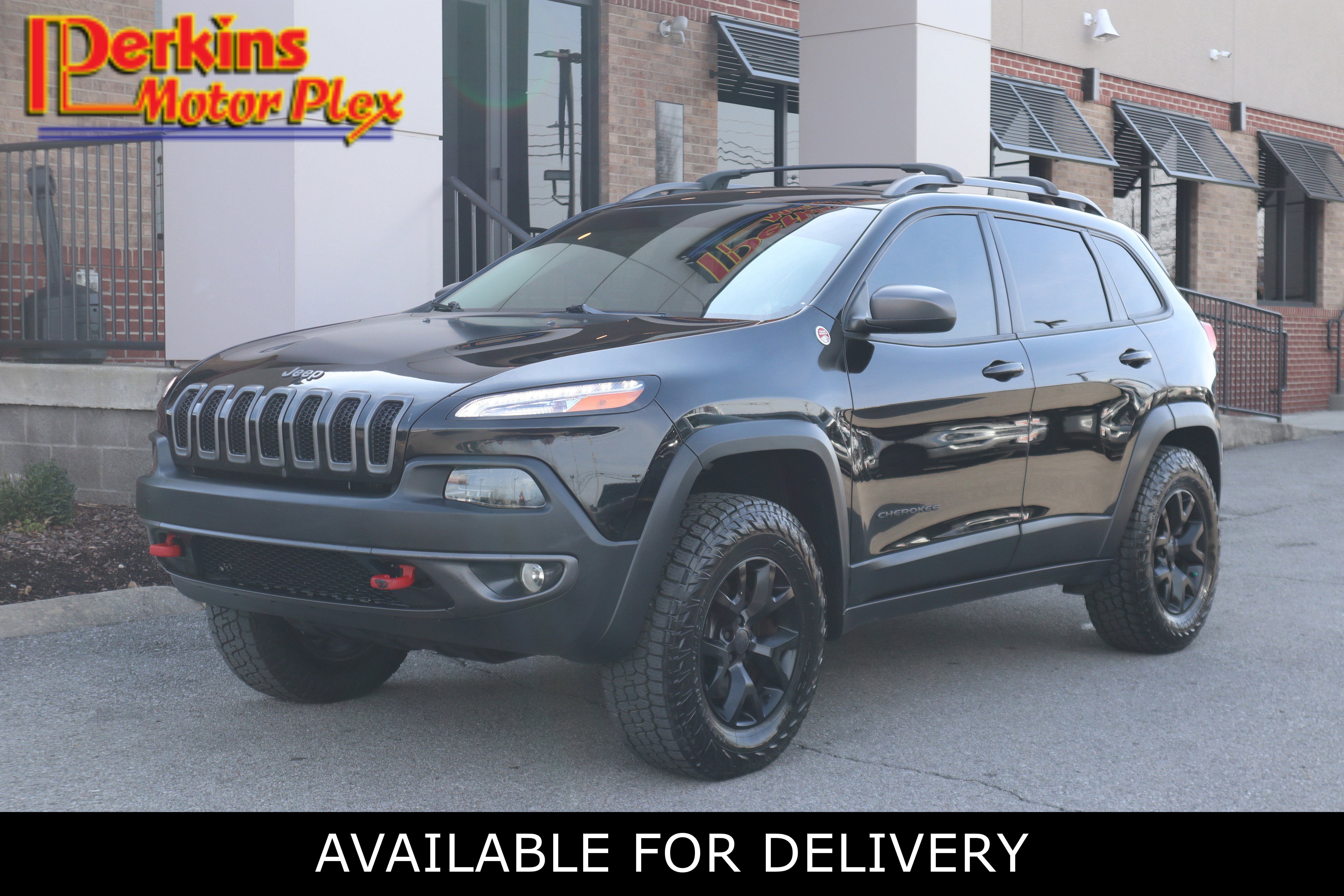 Used 2017 Jeep Cherokee Trailhawk w/ Trailer Tow Group image 1