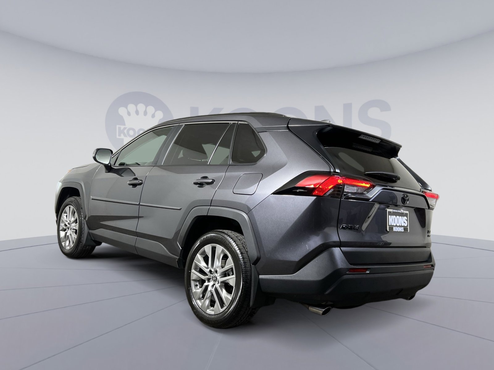 Used 2024 Toyota RAV4 XLE Premium w/ Weather Package image 4