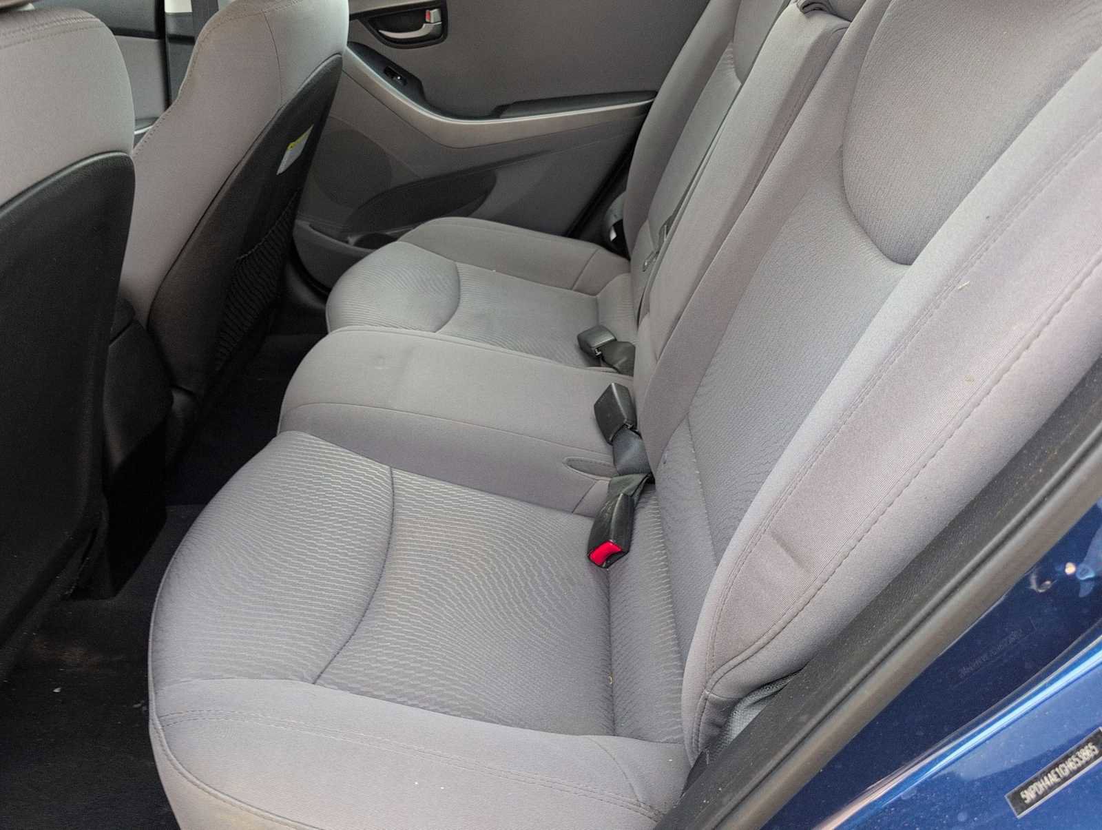 Used 2016 Hyundai Elantra SE w/ Option Group 02 image 18