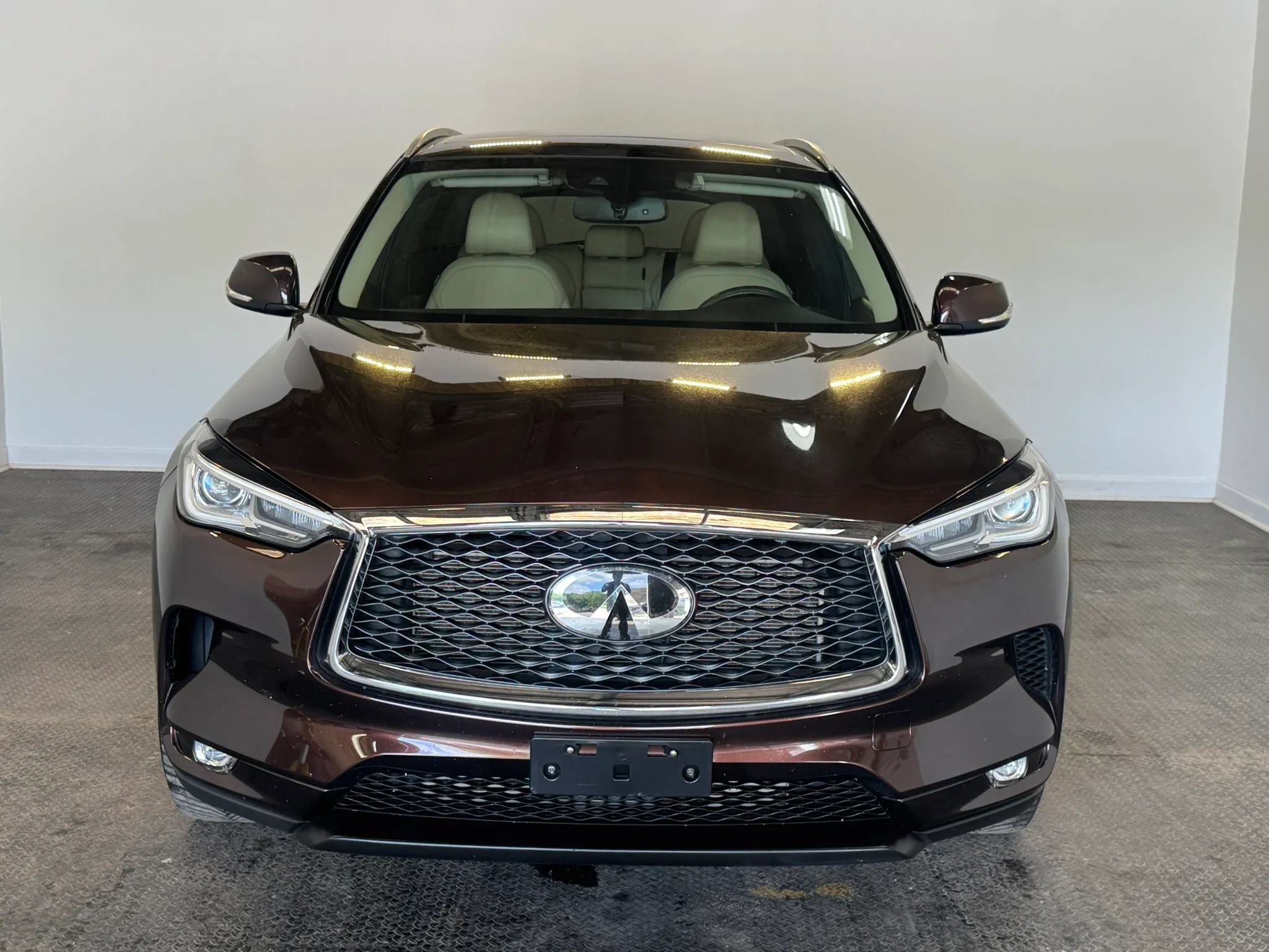 Used 2020 INFINITI QX50 Luxe w/ Navigation Package AWD/4WD image 2
