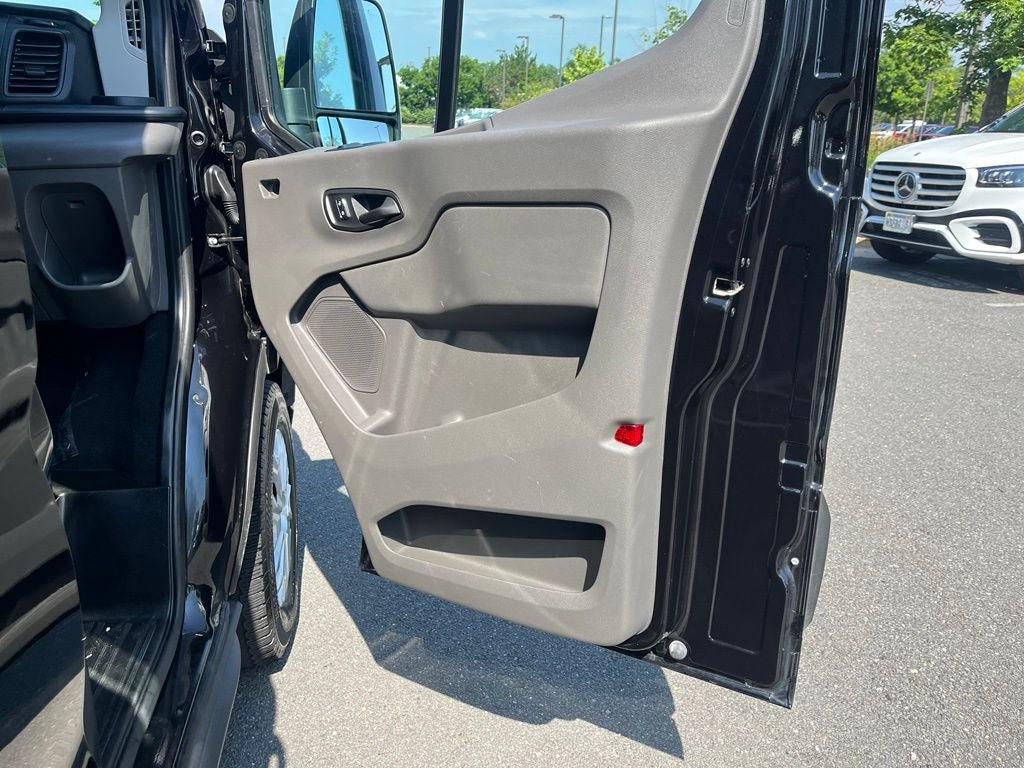 Used 2025 Ford Transit 350 XLT RWD image 16