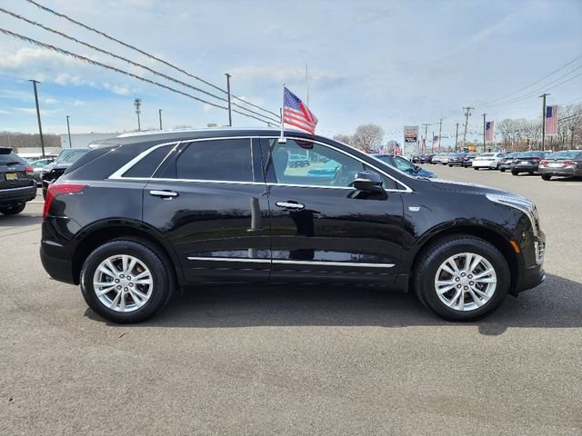 Used 2022 Cadillac XT5 Luxury w/ LPO, Floor Liner Package FWD image 8