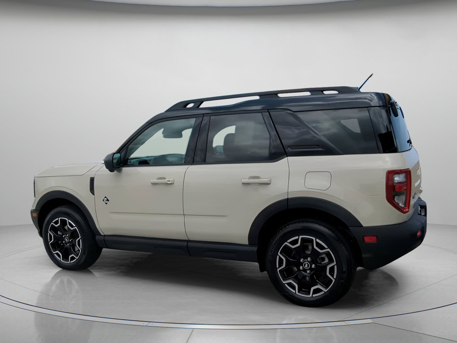 New 2025 Ford Bronco Sport Outer Banks w/ Outer Banks Tech Package+ AWD/4WD image 20