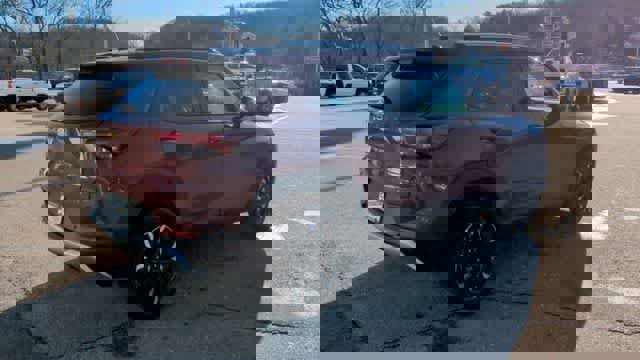 Certified 2022 Chevrolet TrailBlazer LT w/ Driver Confidence Package image 8