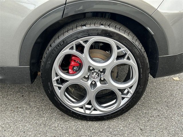 Used 2024 Alfa Romeo Tonale Veloce w/ Premium Interior Package image 11