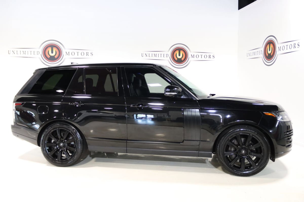 Used 2018 Land Rover Range Rover Supercharged AWD/4WD image 9