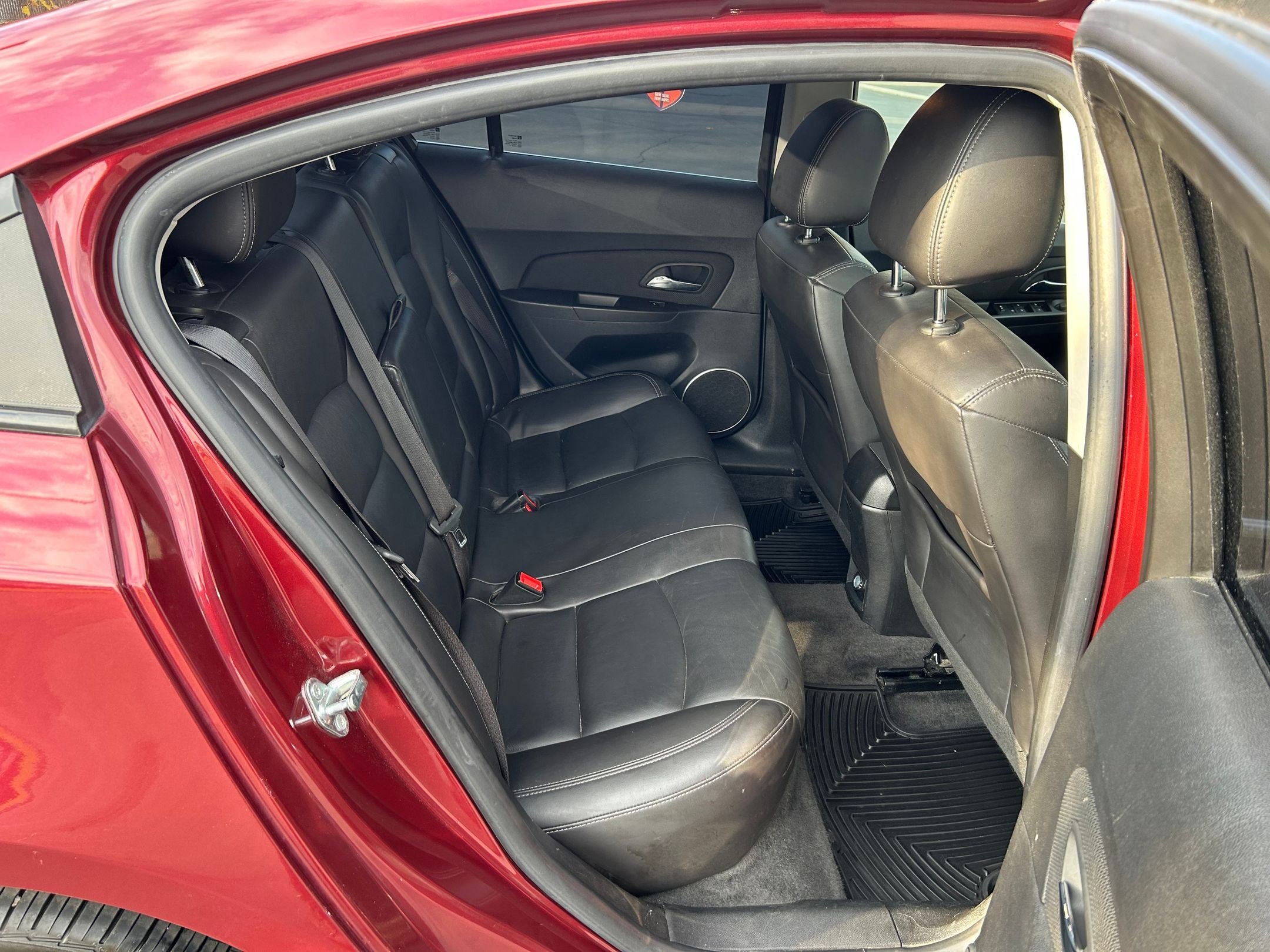 Used 2015 Chevrolet Cruze LTZ w/ Sun, Sound and Sport Package image 27