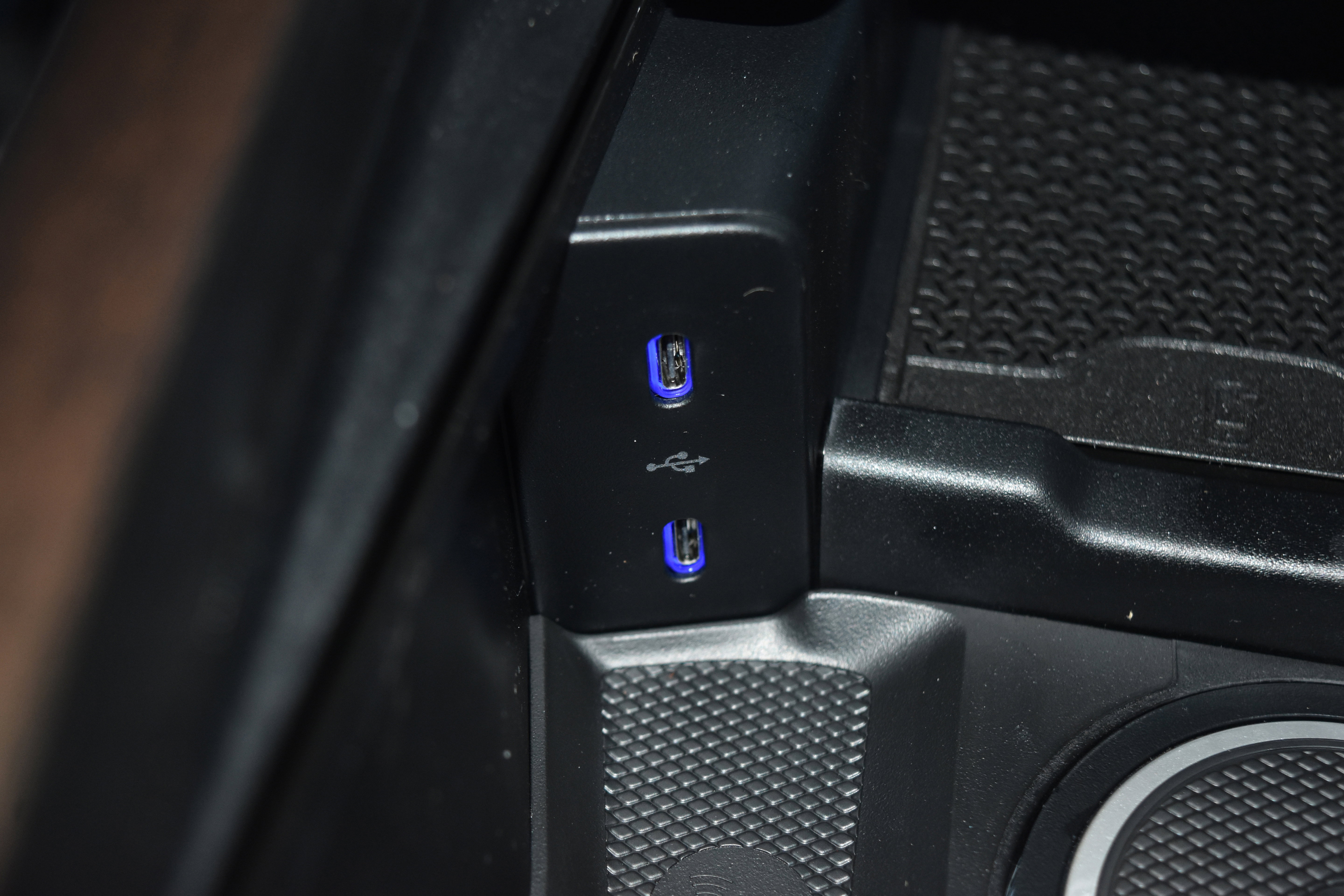 New 2026 Mercedes-Benz E 350 4MATIC Sedan image 11