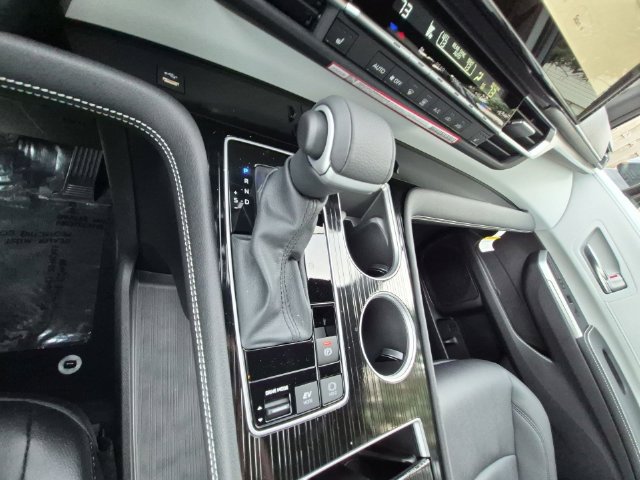 Certified 2026 Toyota Sienna XSE FWD image 26