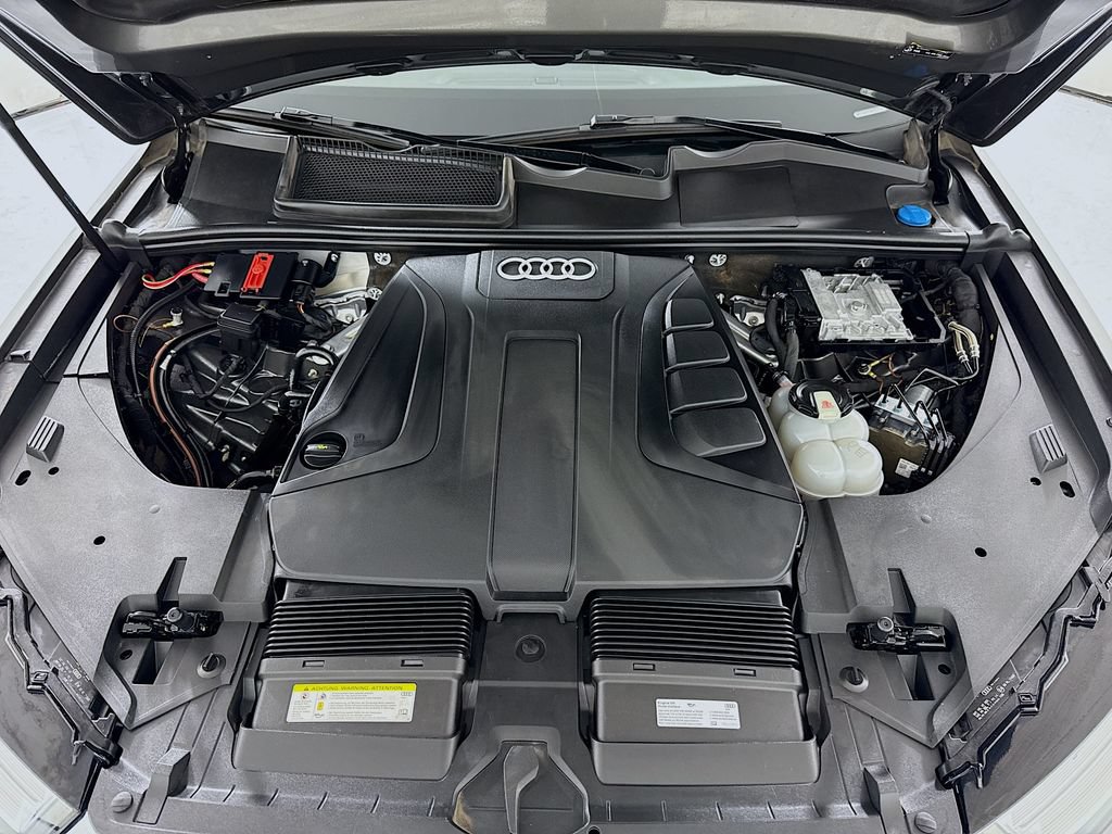 Used 2019 Audi Q7 2.0T Premium AWD/4WD image 29