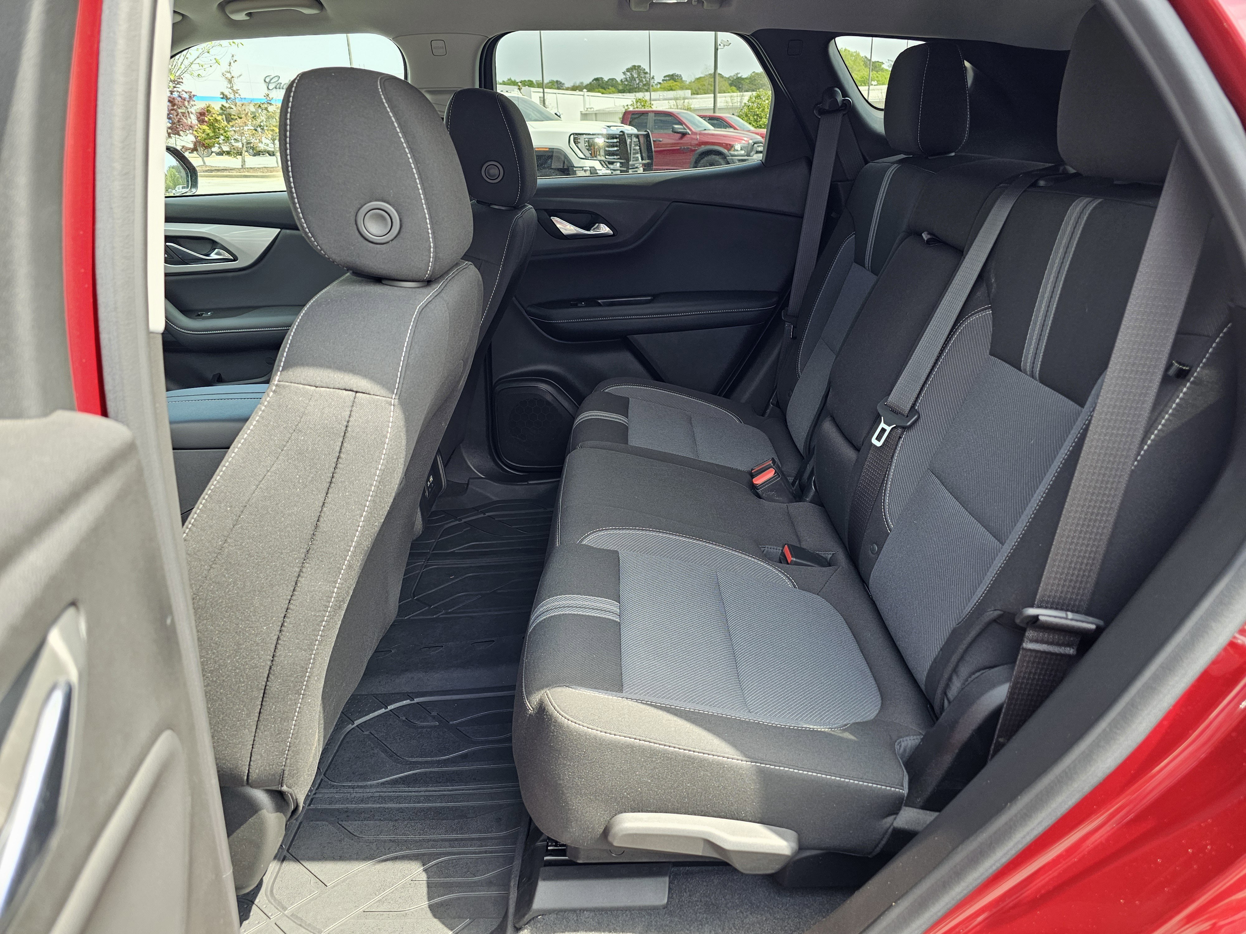 Used 2024 Chevrolet Blazer LT w/ Convenience Package image 32