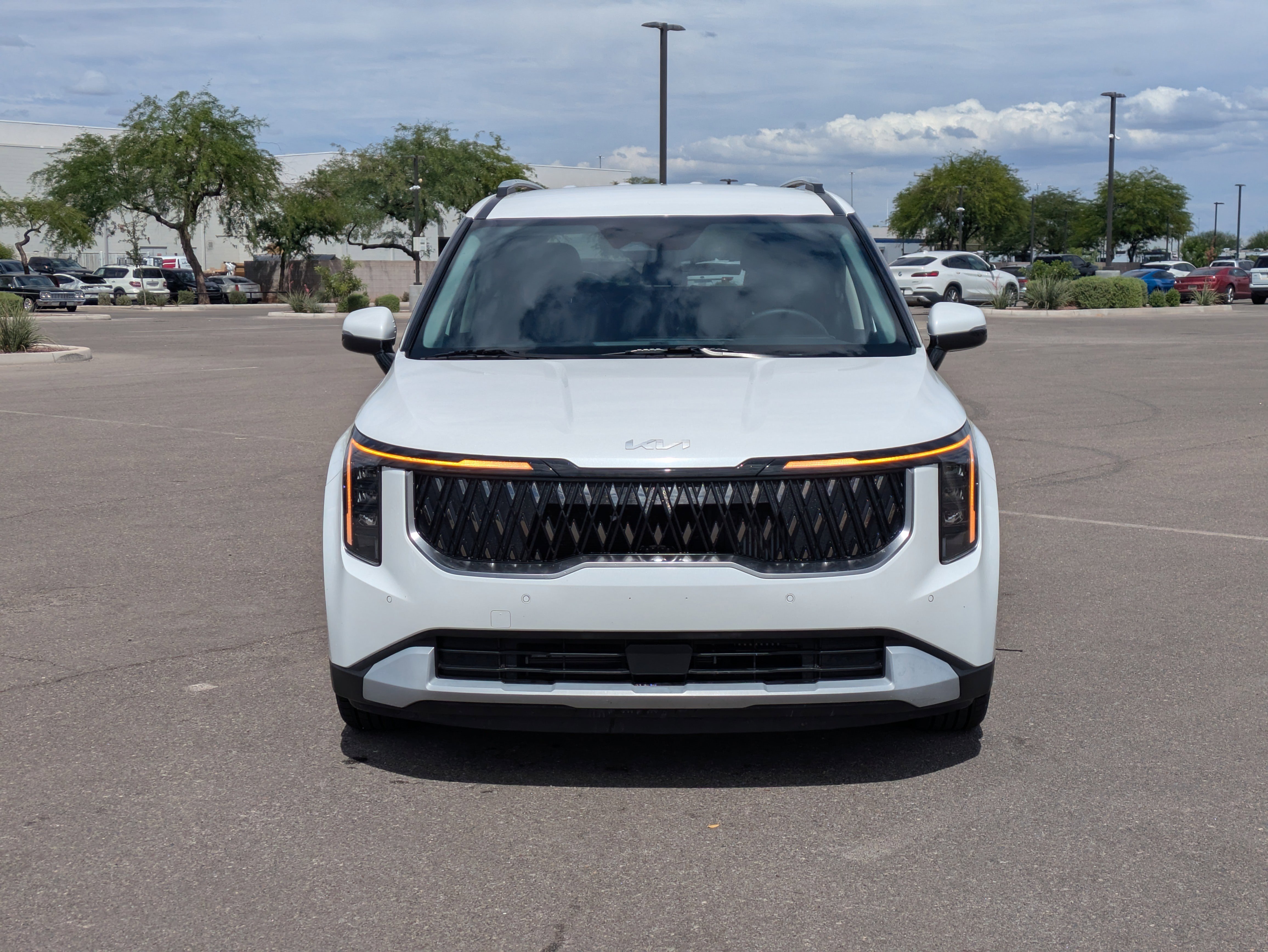 Certified 2025 Kia Carnival EX image 8