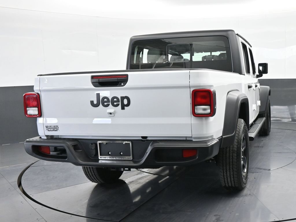 New 2026 Jeep Gladiator Sport AWD/4WD image 5