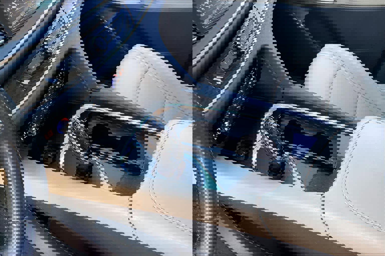 Used 2019 Buick Enclave Essence image 17