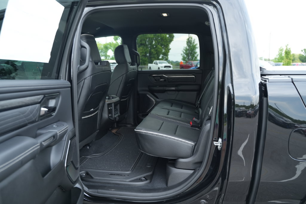 New 2026 RAM 1500 Limited AWD/4WD image 13